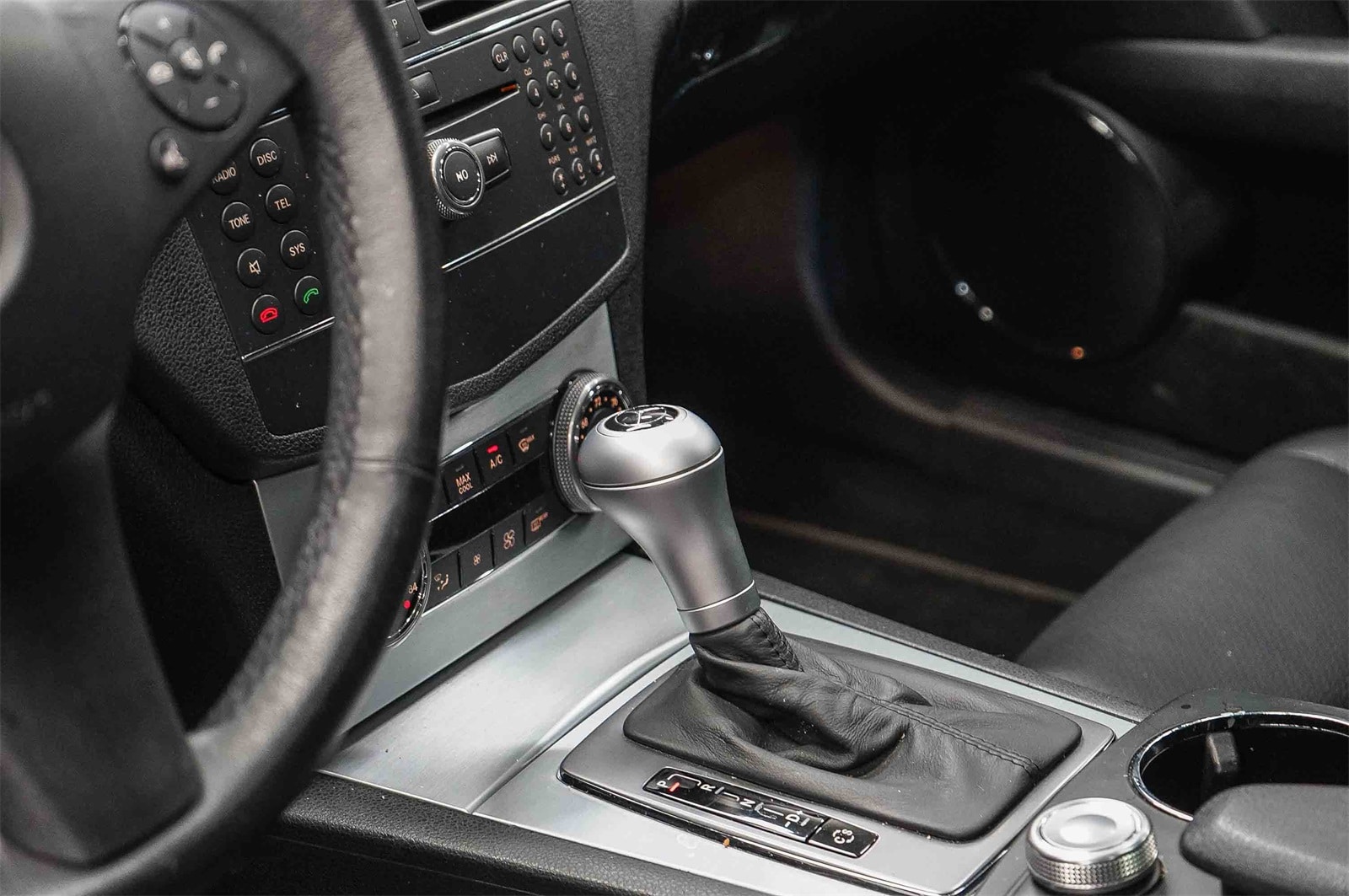 Thumbnail: 2008 Mercedes-Benz C-Class - 24