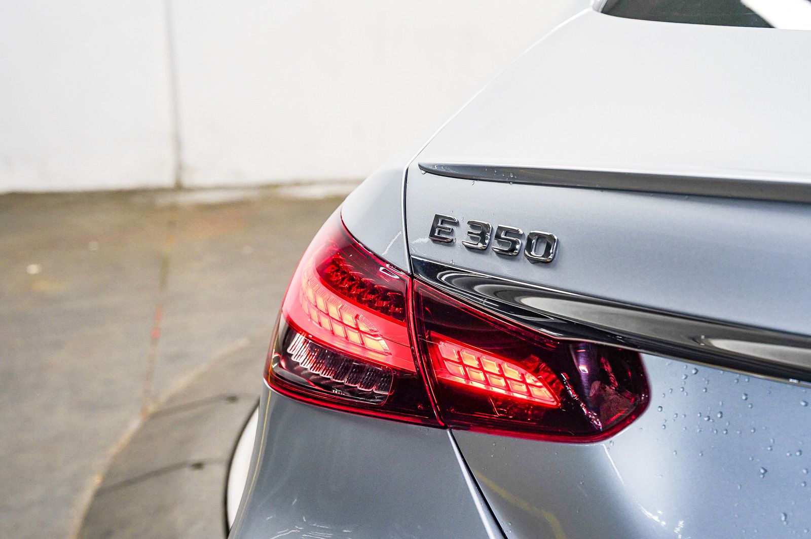 Thumbnail: 2022 Mercedes-Benz E-Class - 10