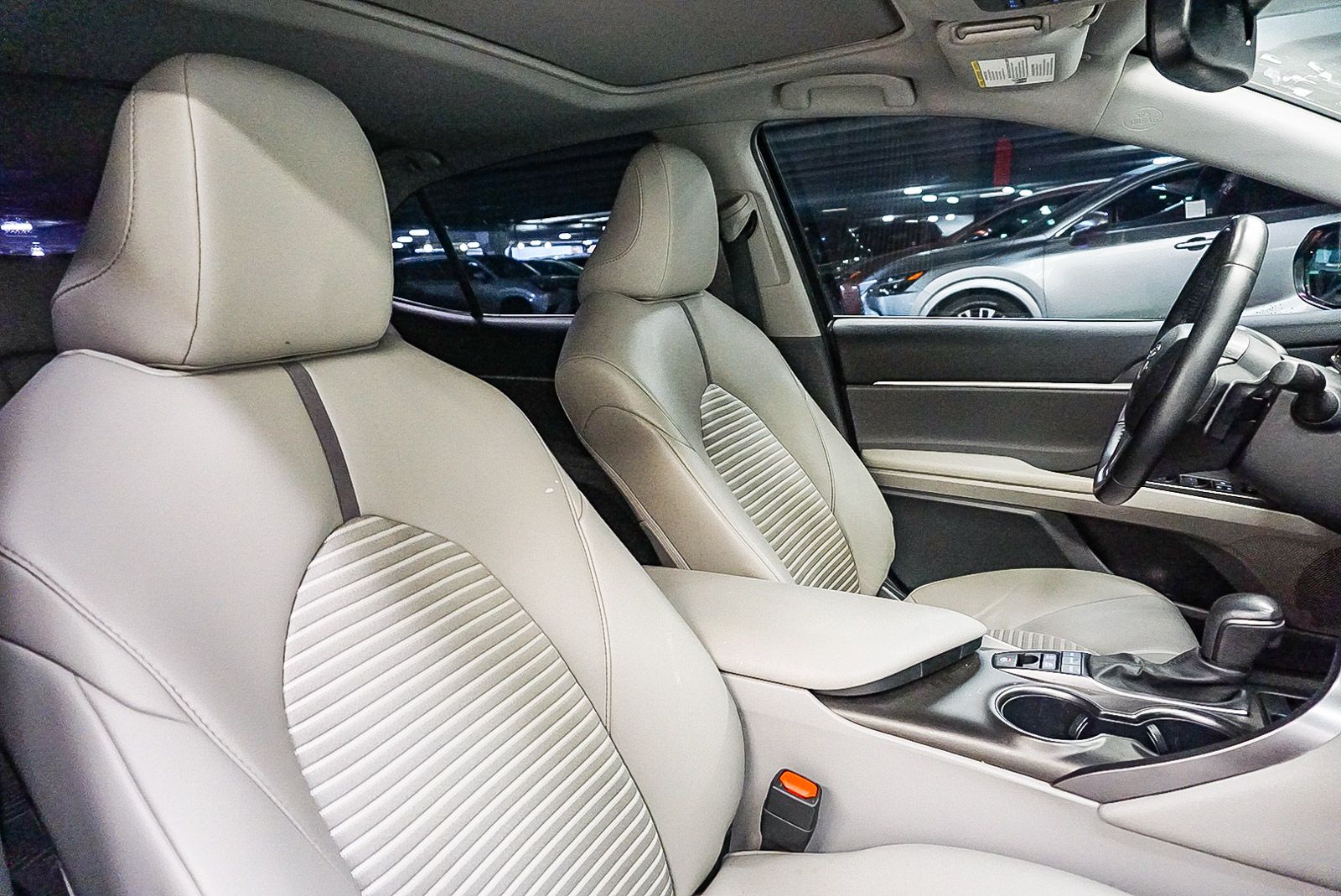 Thumbnail: 2023 Toyota Camry - 17