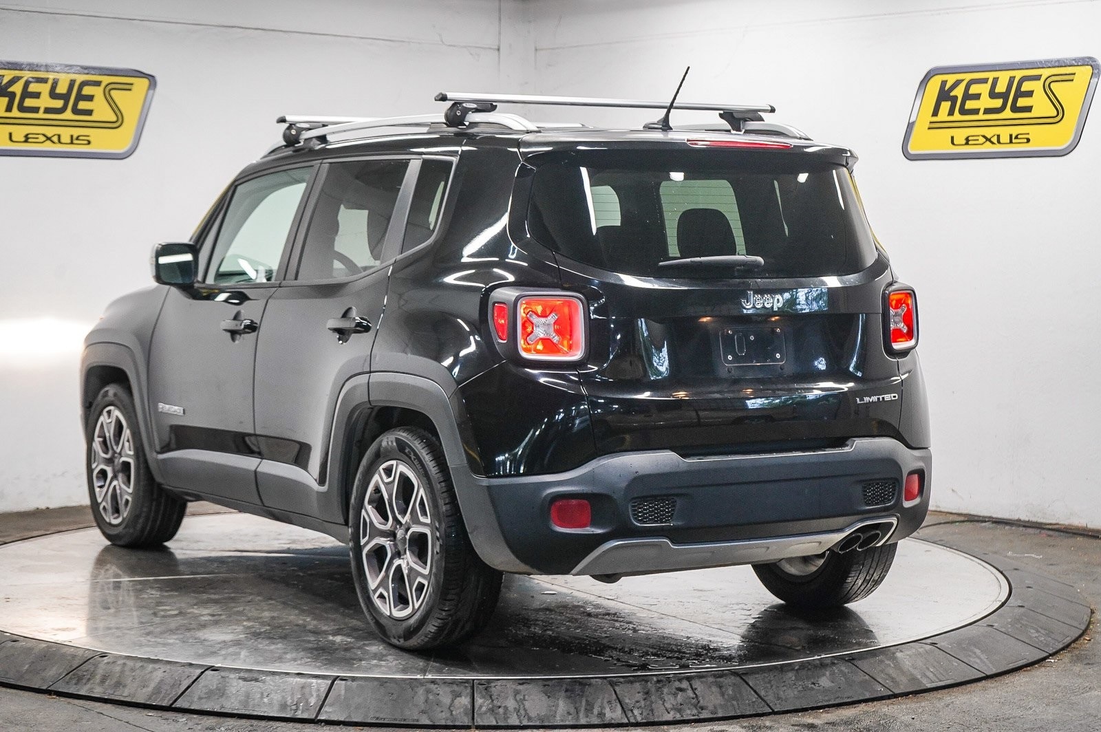 Thumbnail: 2016 Jeep Renegade - 2