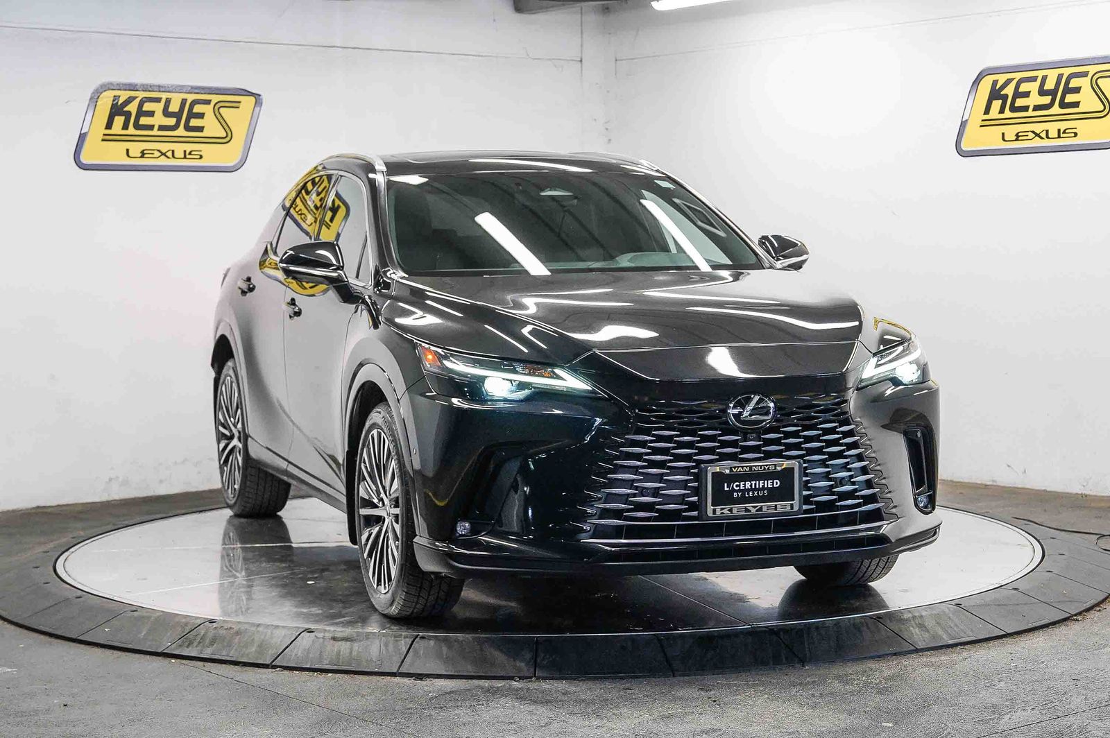 Thumbnail: 2024 Lexus RX - 4