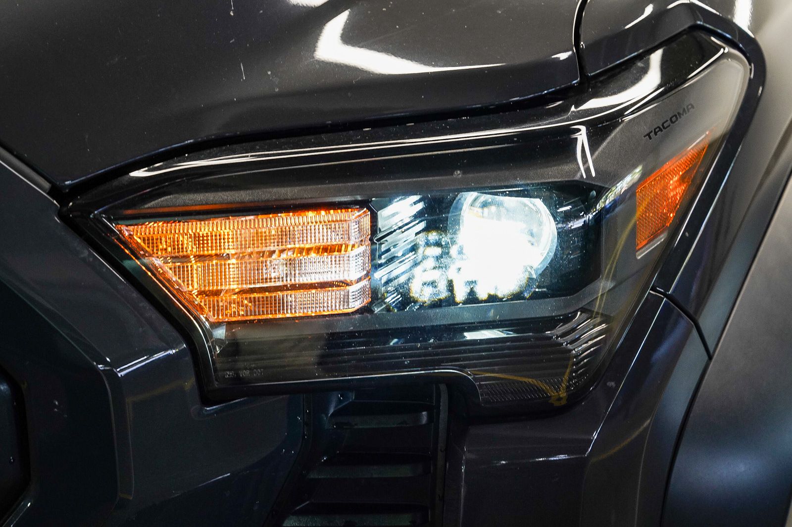 Thumbnail: 2024 Toyota Tacoma - 6