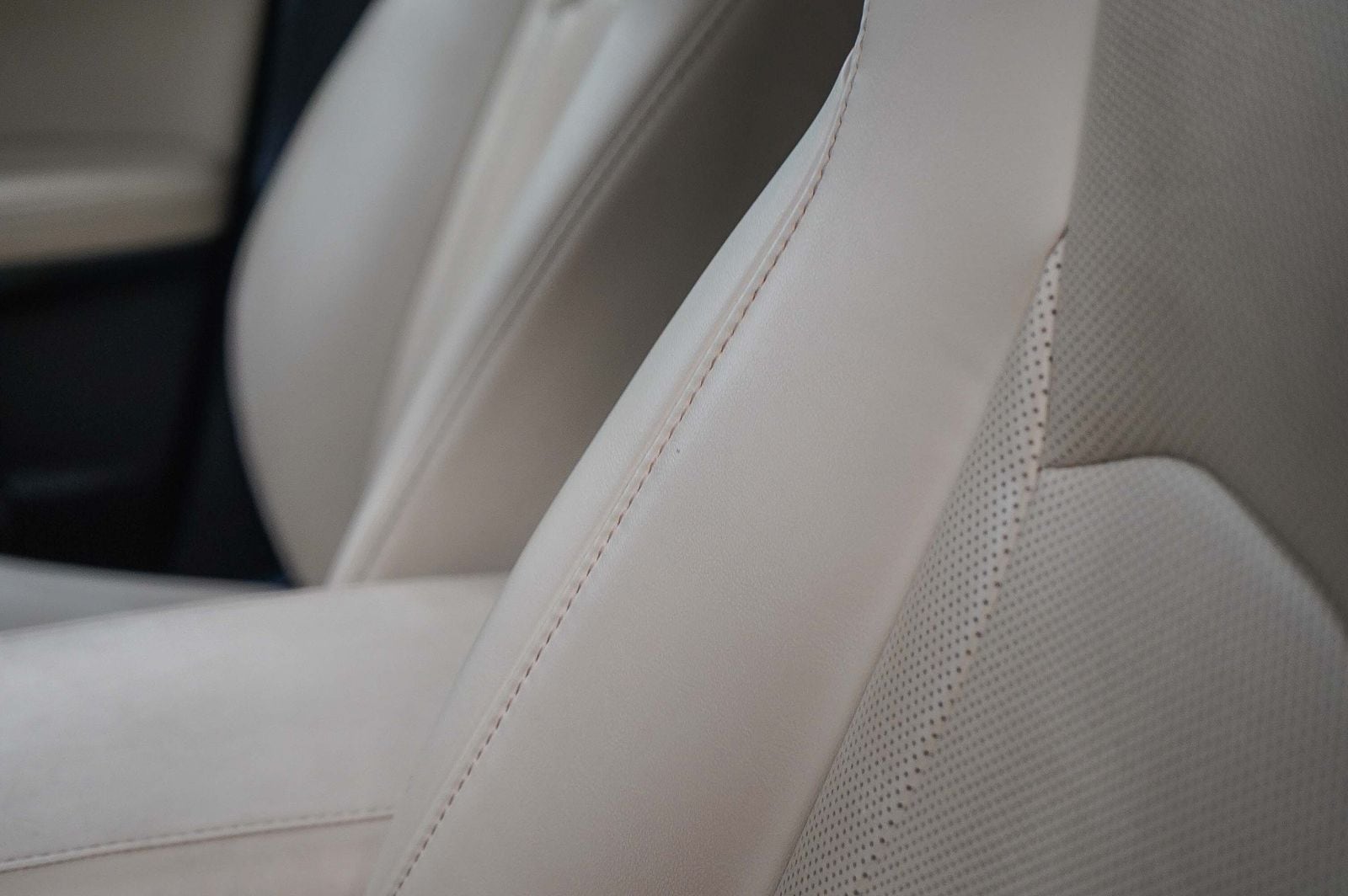 Thumbnail: 2021 Lexus RX - 19