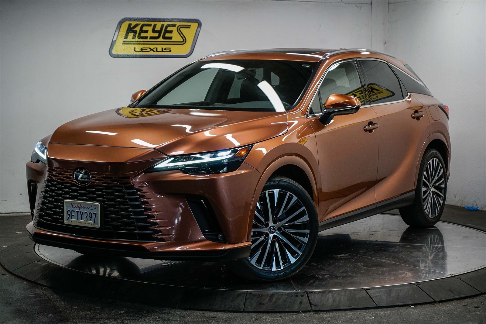 Thumbnail: 2023 Lexus RX - 1