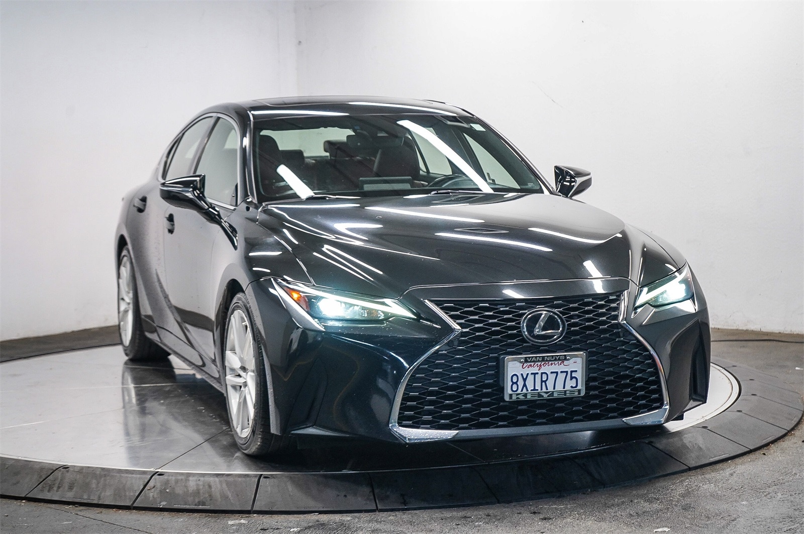 Thumbnail: 2021 Lexus IS - 5