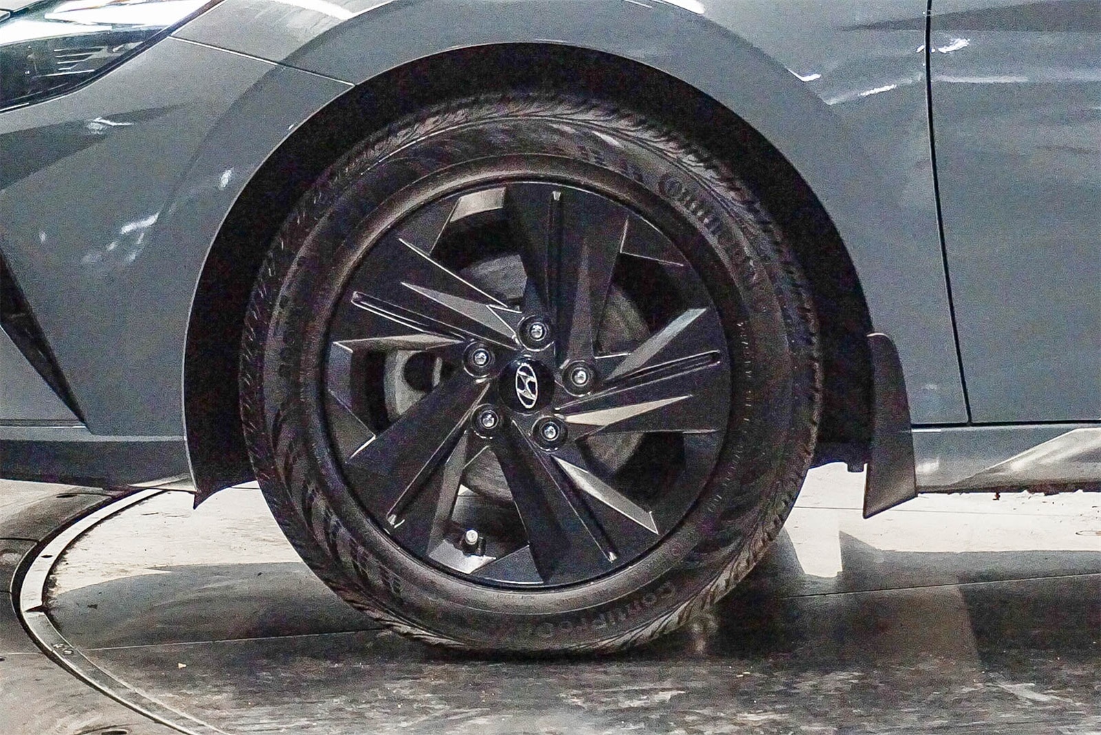 Thumbnail: 2023 Hyundai Elantra - 9