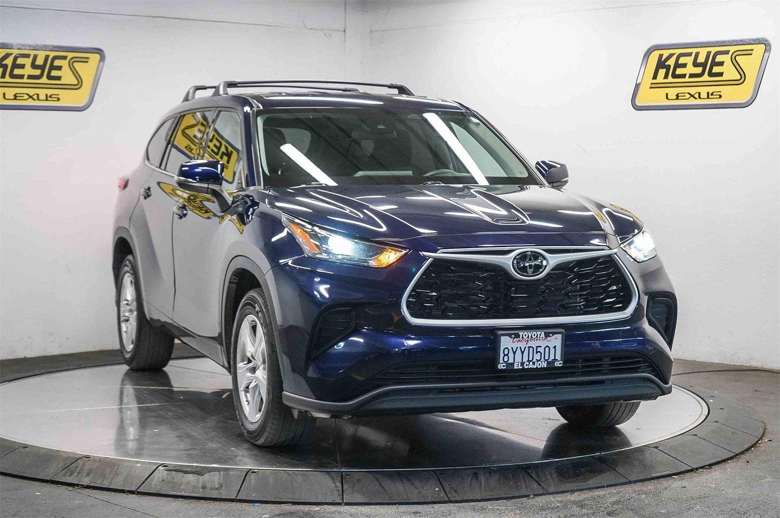 Thumbnail: 2022 Toyota Highlander - 5