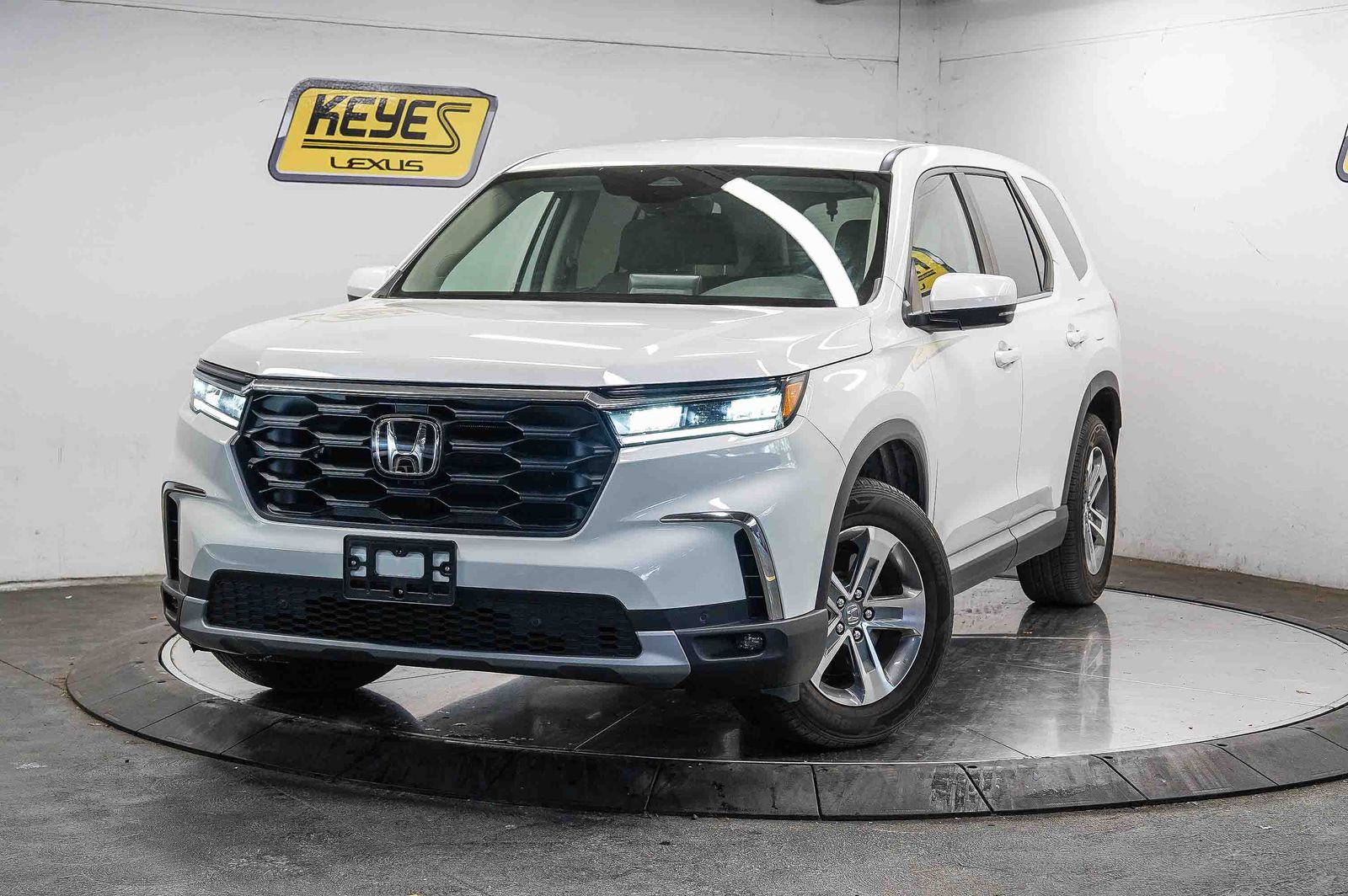 2025 Honda Pilot EX-L 2WD's photo