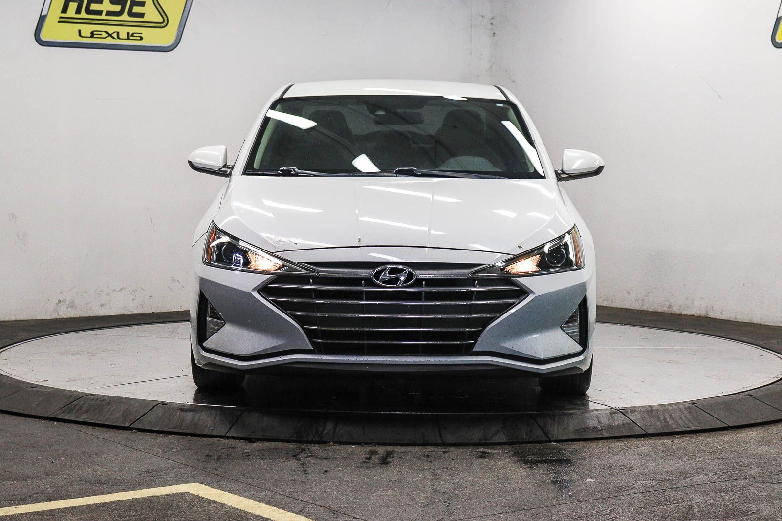 Thumbnail: 2020 Hyundai Elantra - 5