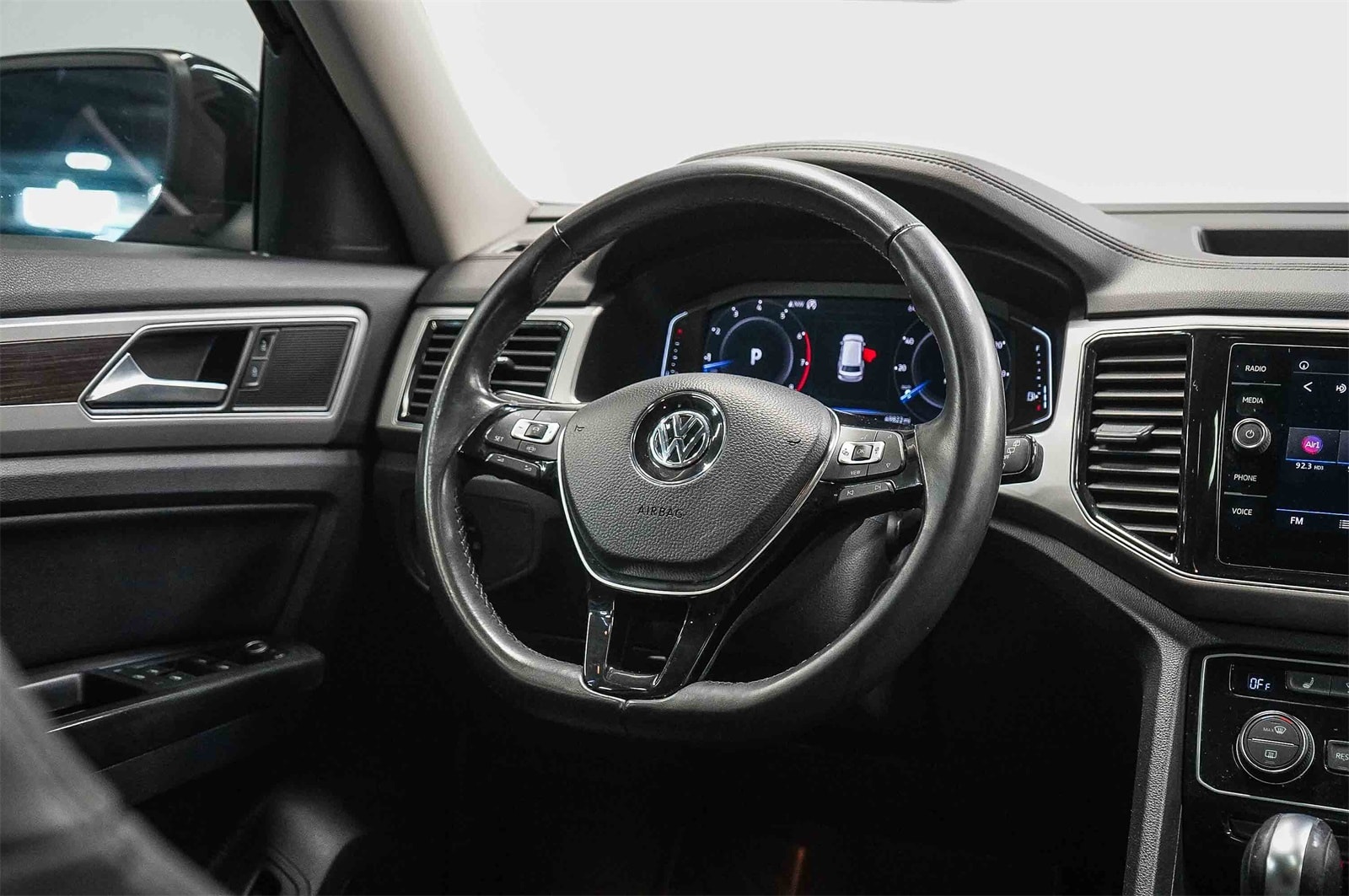 Thumbnail: 2019 Volkswagen Atlas - 15