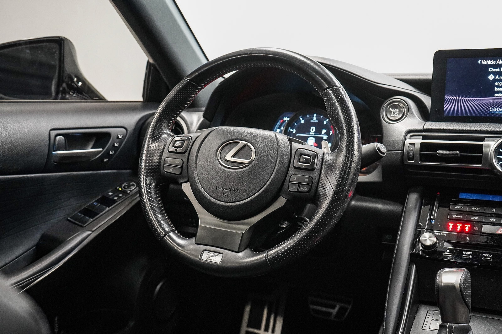 Thumbnail: 2022 Lexus IS - 15