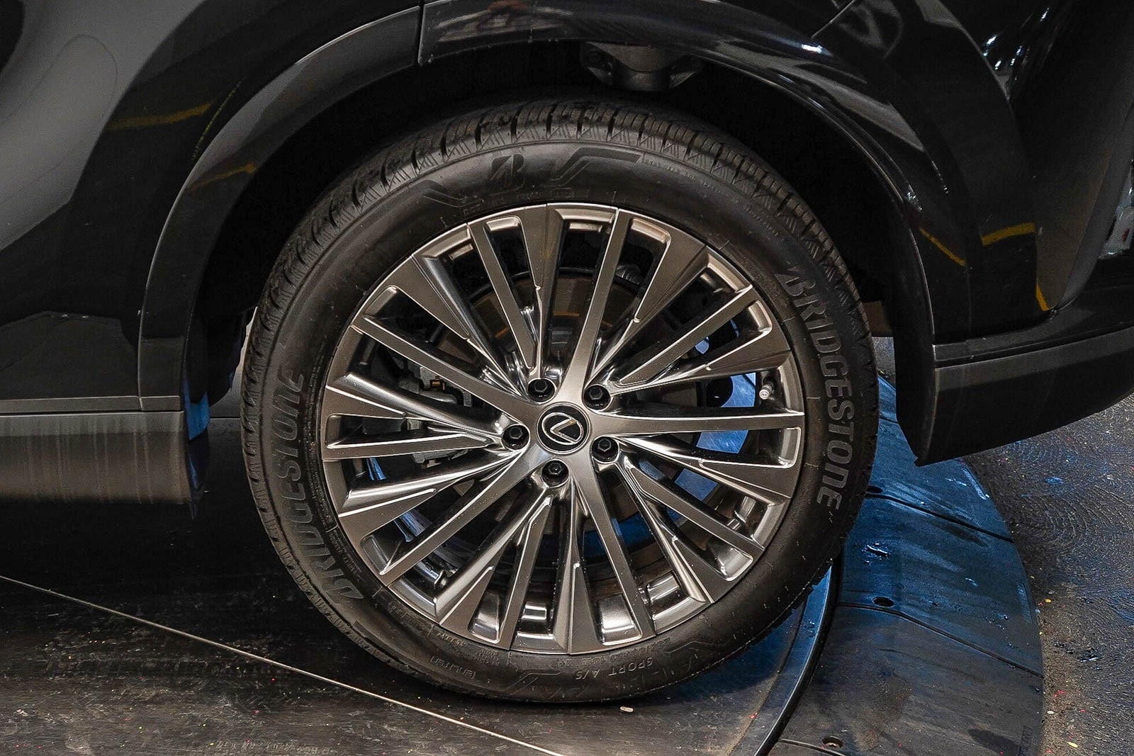 Thumbnail: 2024 Lexus RX - 11