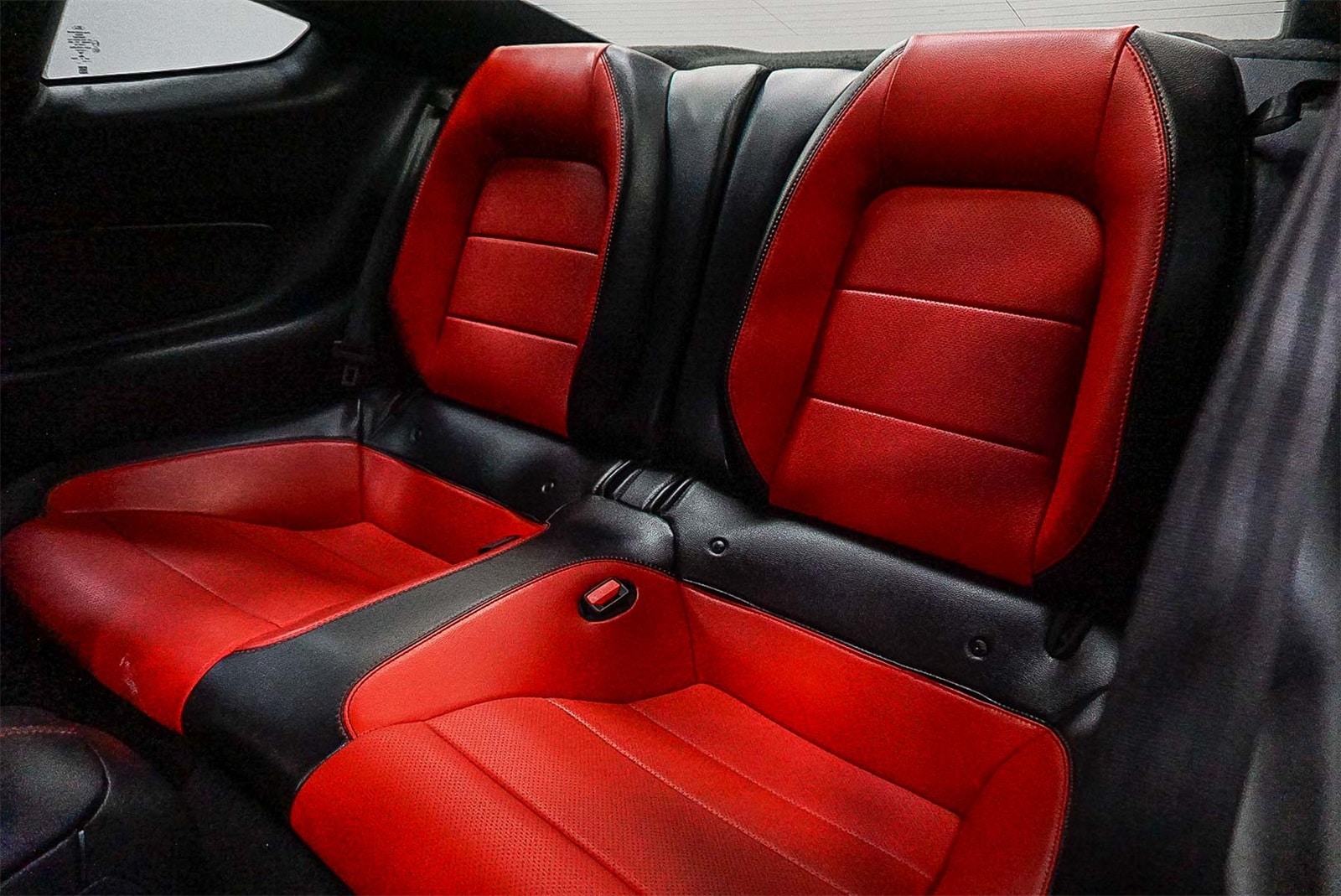 Thumbnail: 2021 Ford Mustang - 18