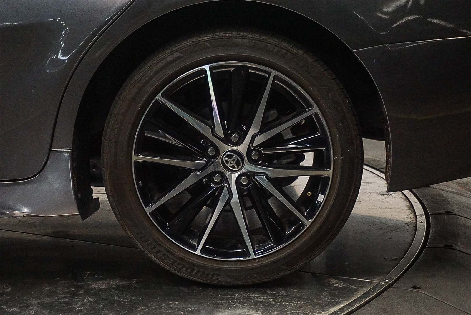 Thumbnail: 2024 Toyota Camry - 9