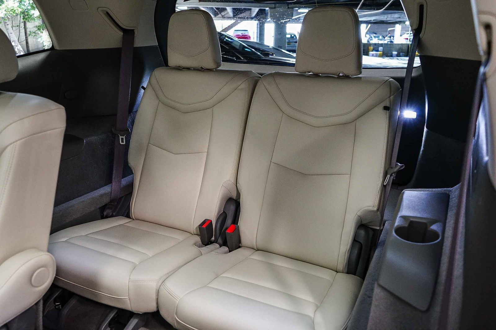 Thumbnail: 2024 Cadillac XT6 - 17