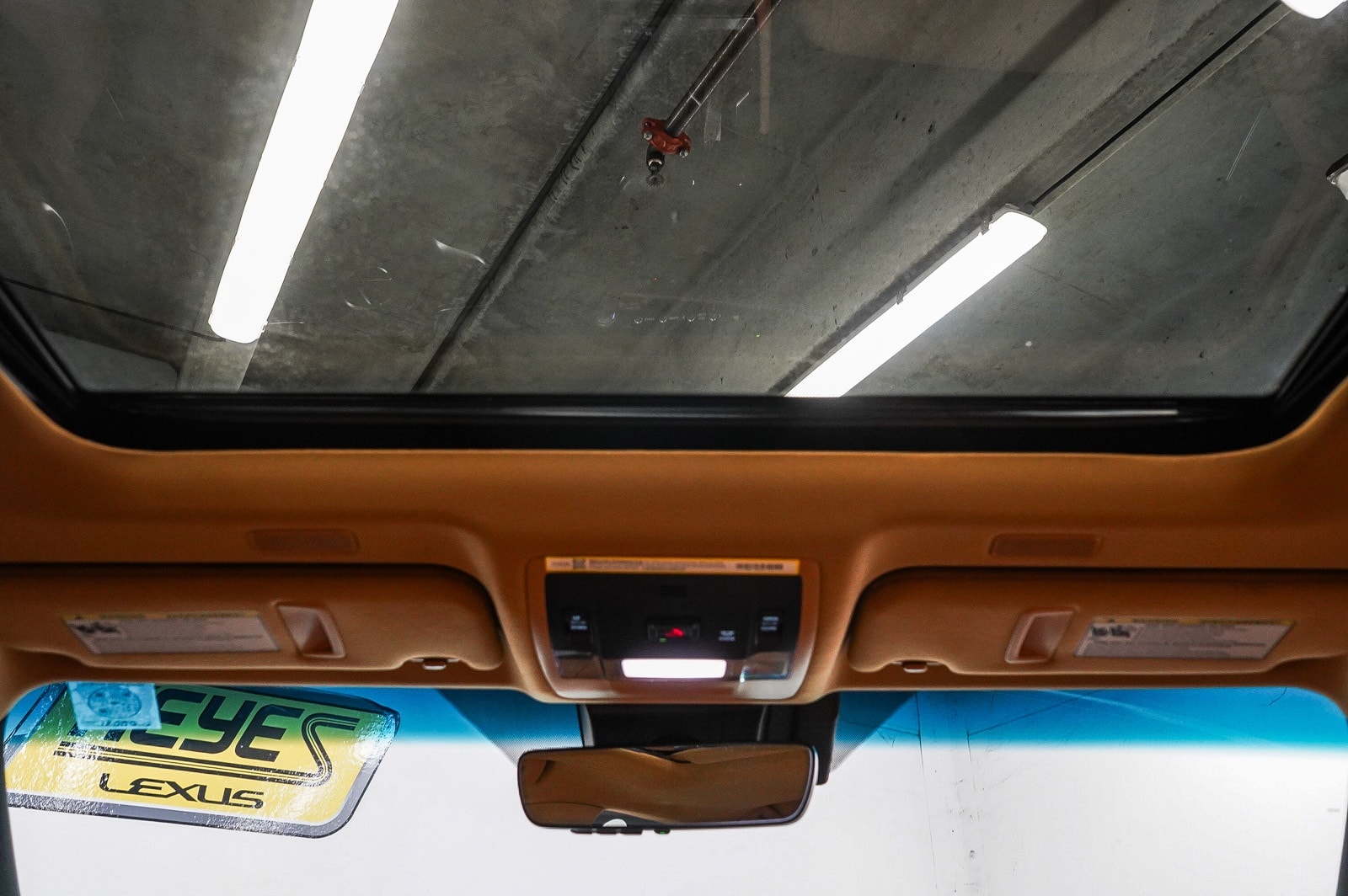 Thumbnail: 2025 Lexus ES - 16