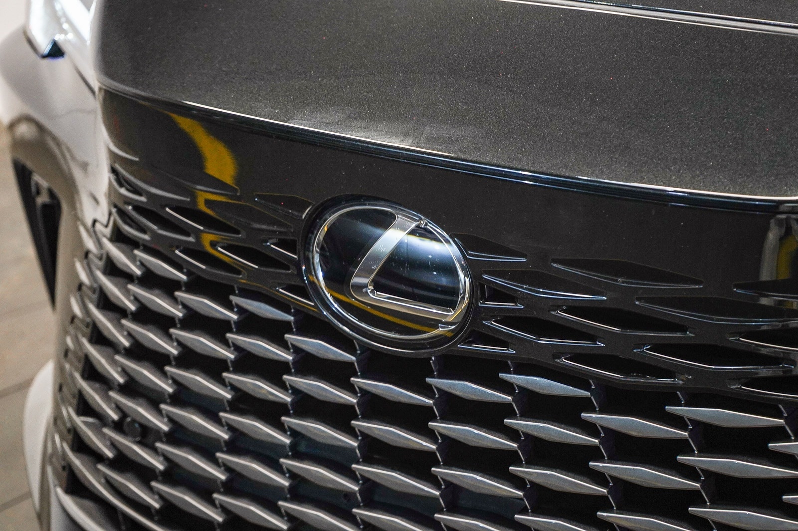 Thumbnail: 2025 Lexus RX - 8