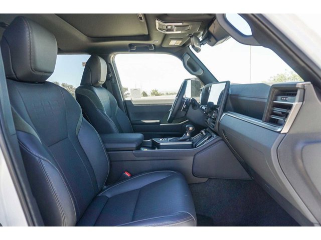 Thumbnail: 2025 Lexus GX - 22
