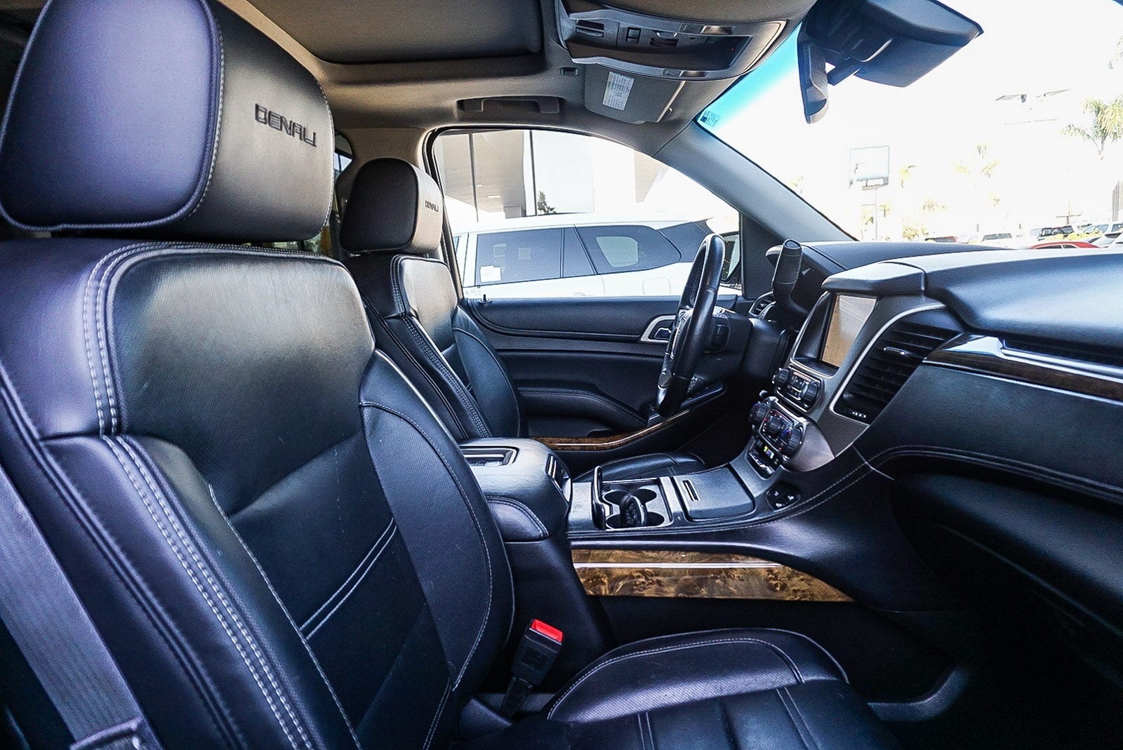 Thumbnail: 2015 GMC Yukon XL - 17