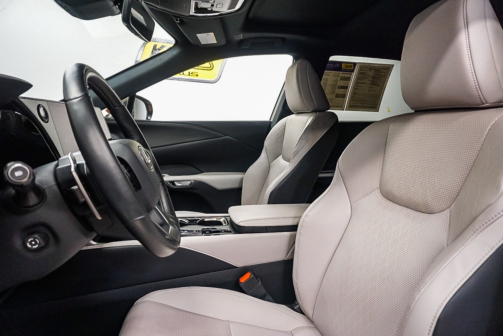 Thumbnail: 2023 Lexus RX - 18