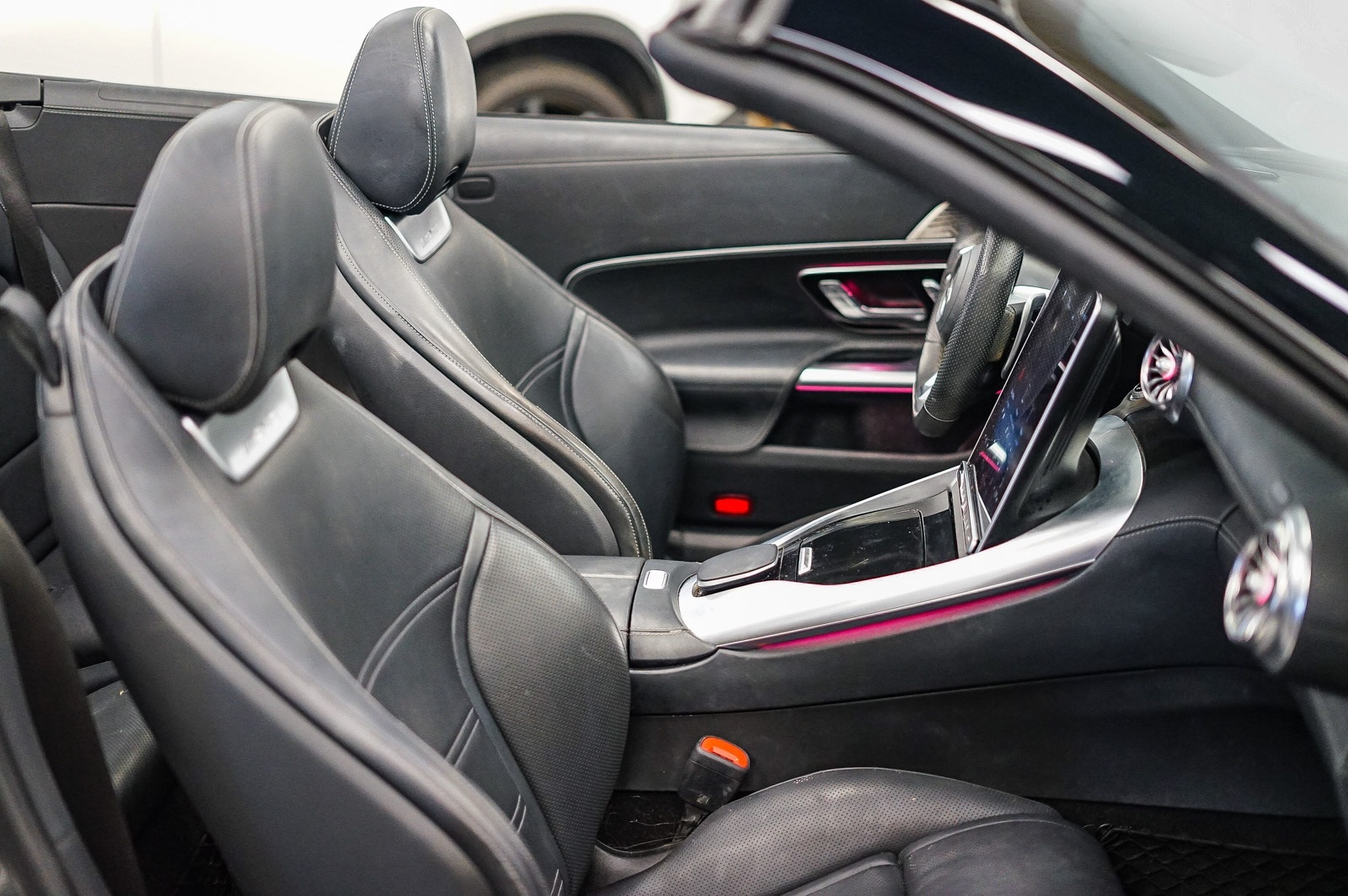 Thumbnail: 2023 Mercedes-Benz SL-Class - 15