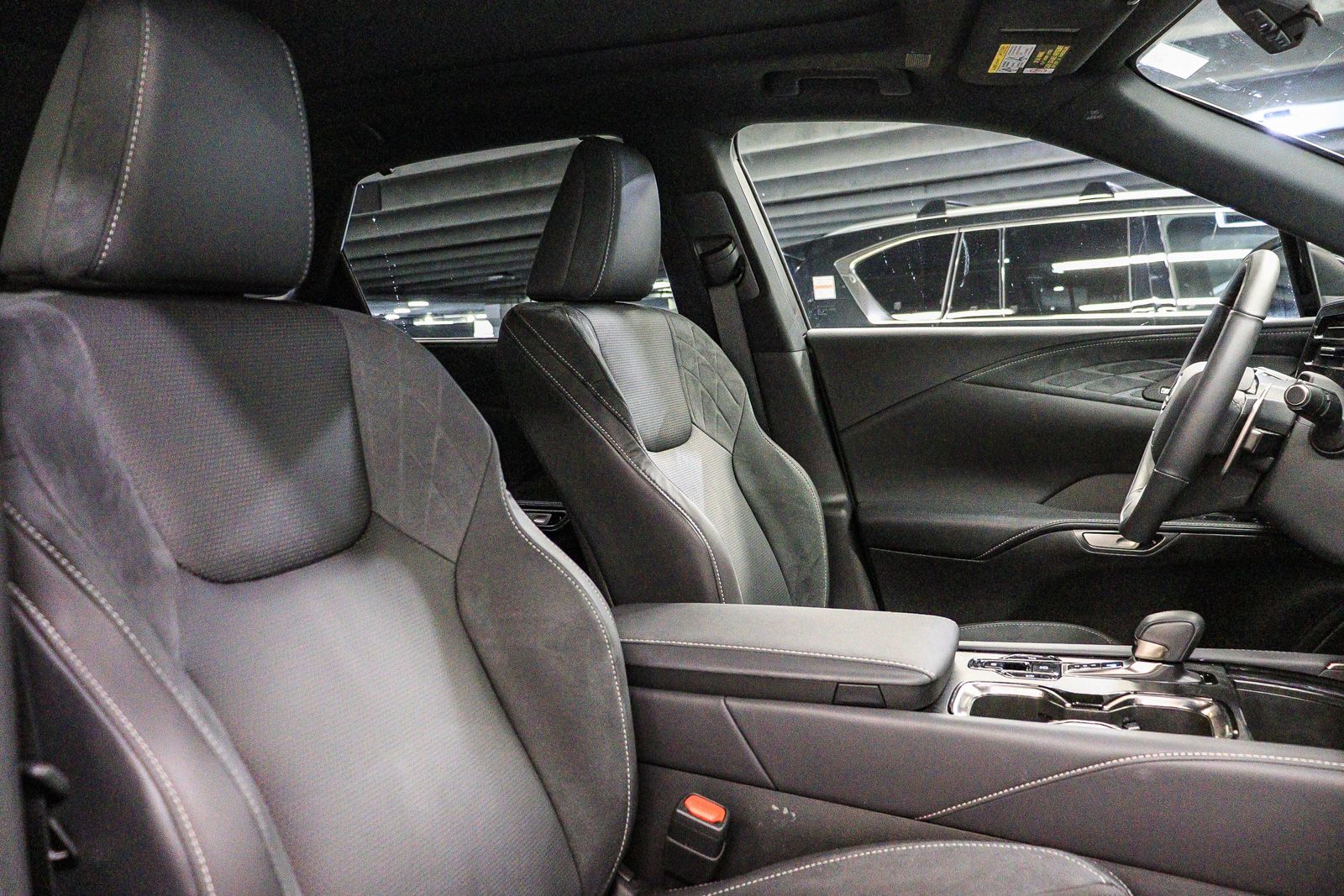 Thumbnail: 2024 Lexus RX - 17