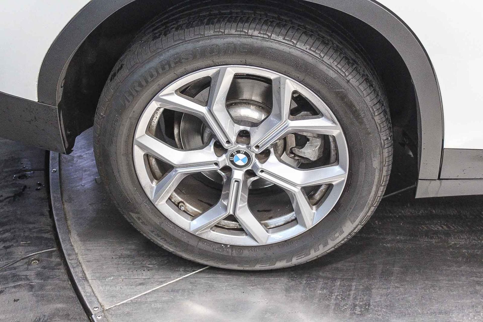Thumbnail: 2023 BMW X3 - 13