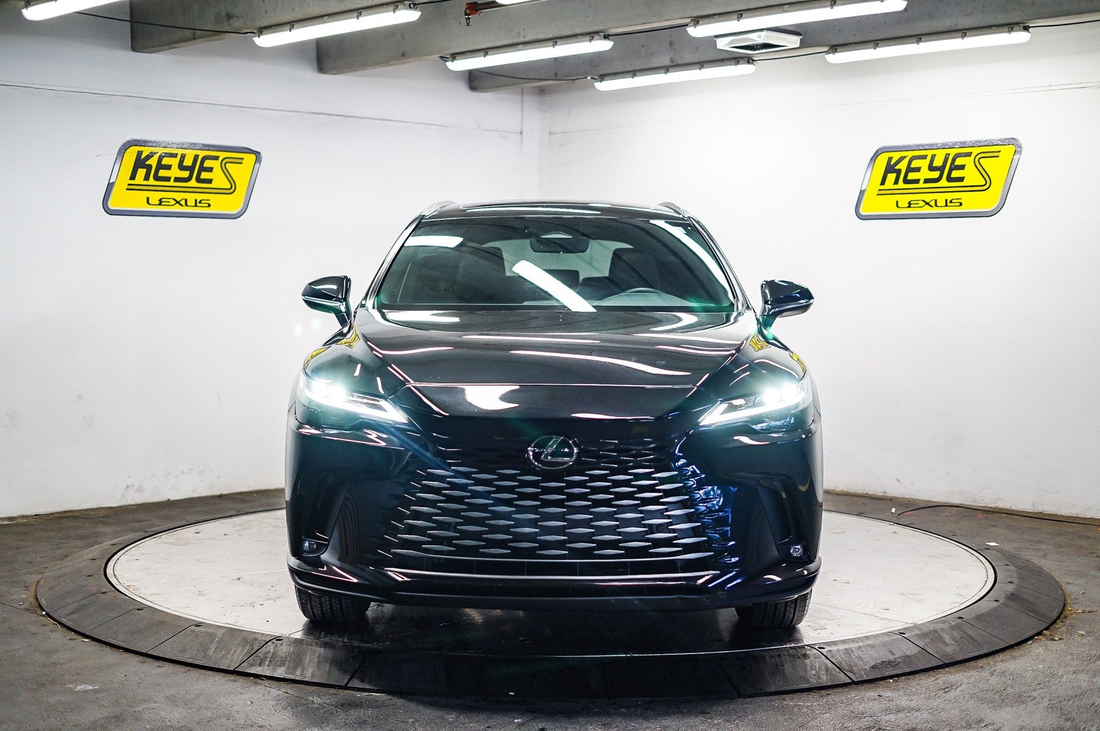 Thumbnail: 2024 Lexus RX - 5