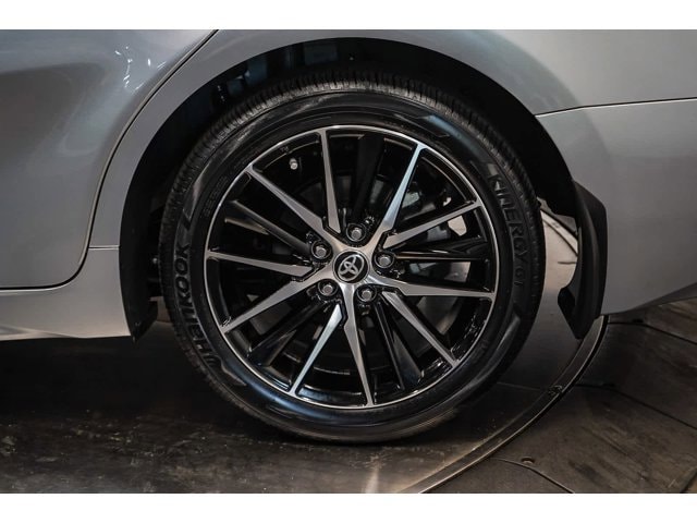 2024 Toyota Camry SE 10