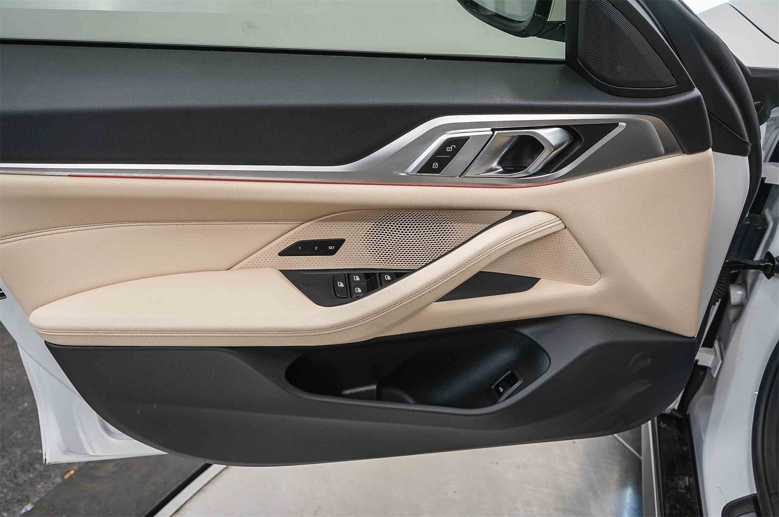 Thumbnail: 2023 BMW 4 Series - 22