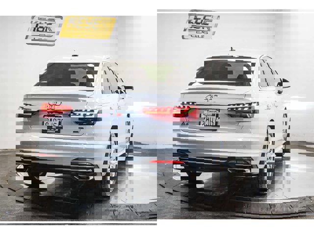 2022 Audi A4 Quattro Premium photo 3