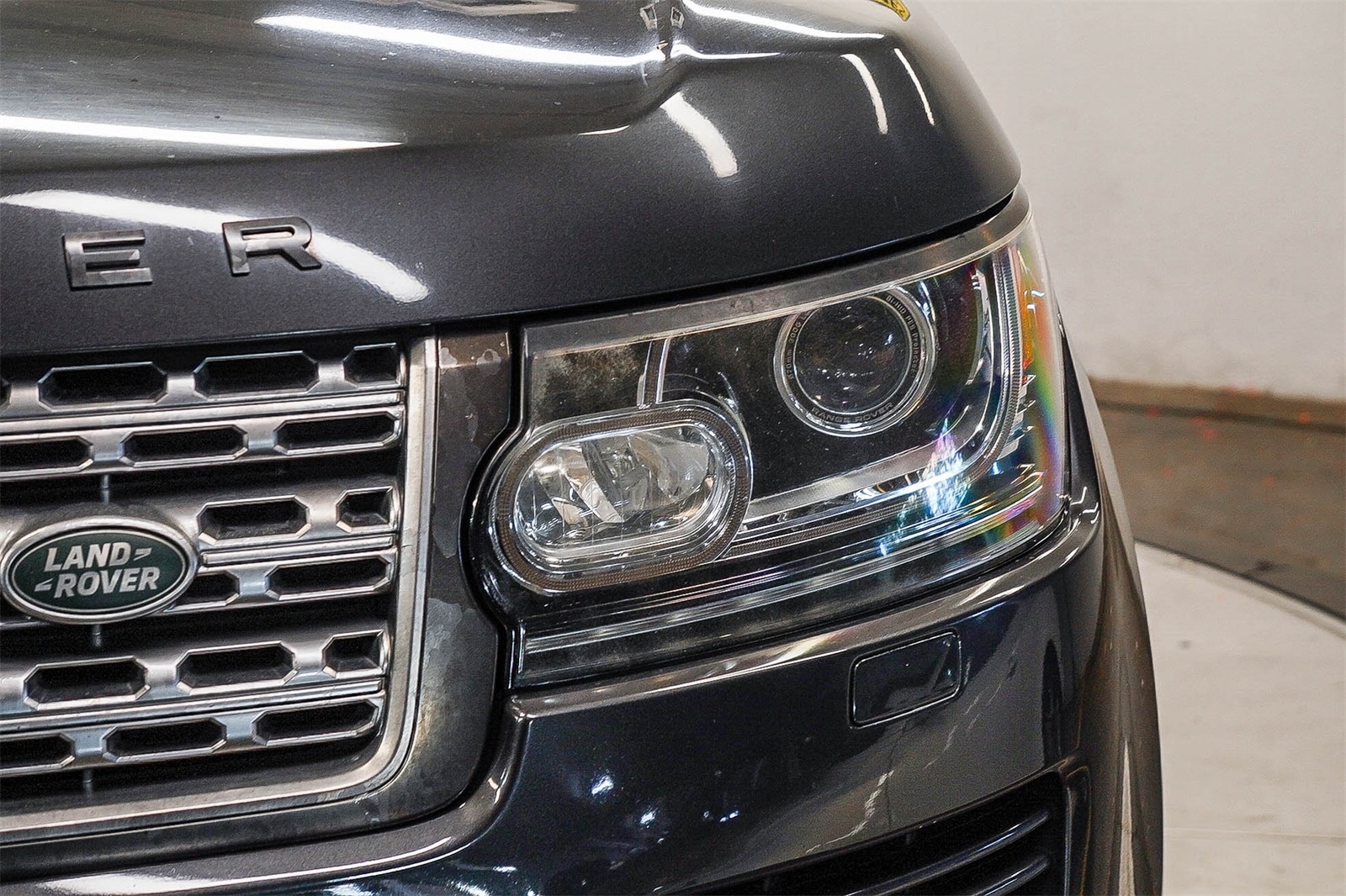 Thumbnail: 2016 Land Rover Range Rover - 7