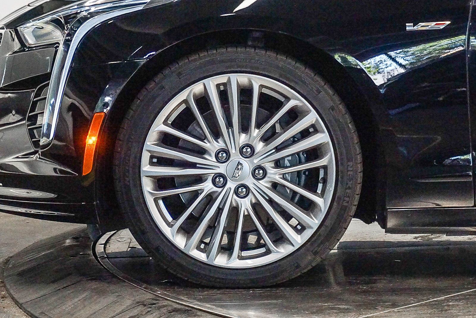 Thumbnail: 2019 Cadillac CT6 - 9