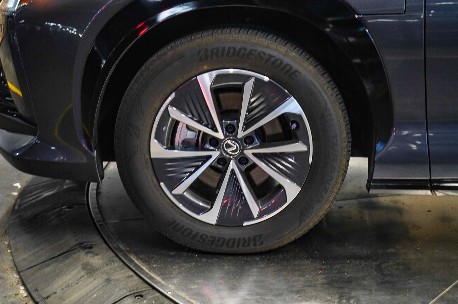 Thumbnail: 2025 Lexus RZ - 9