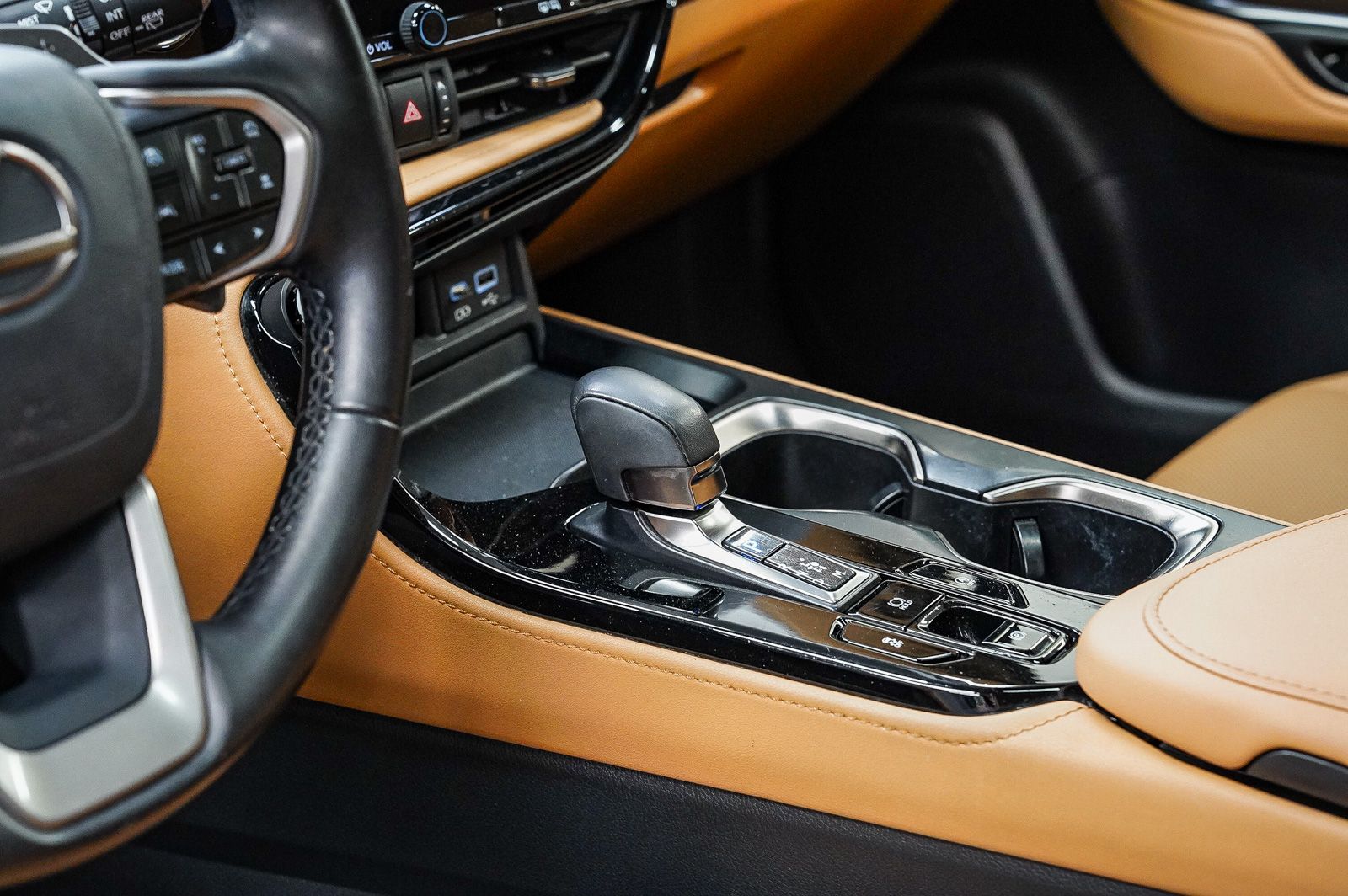 Thumbnail: 2024 Lexus ES - 23