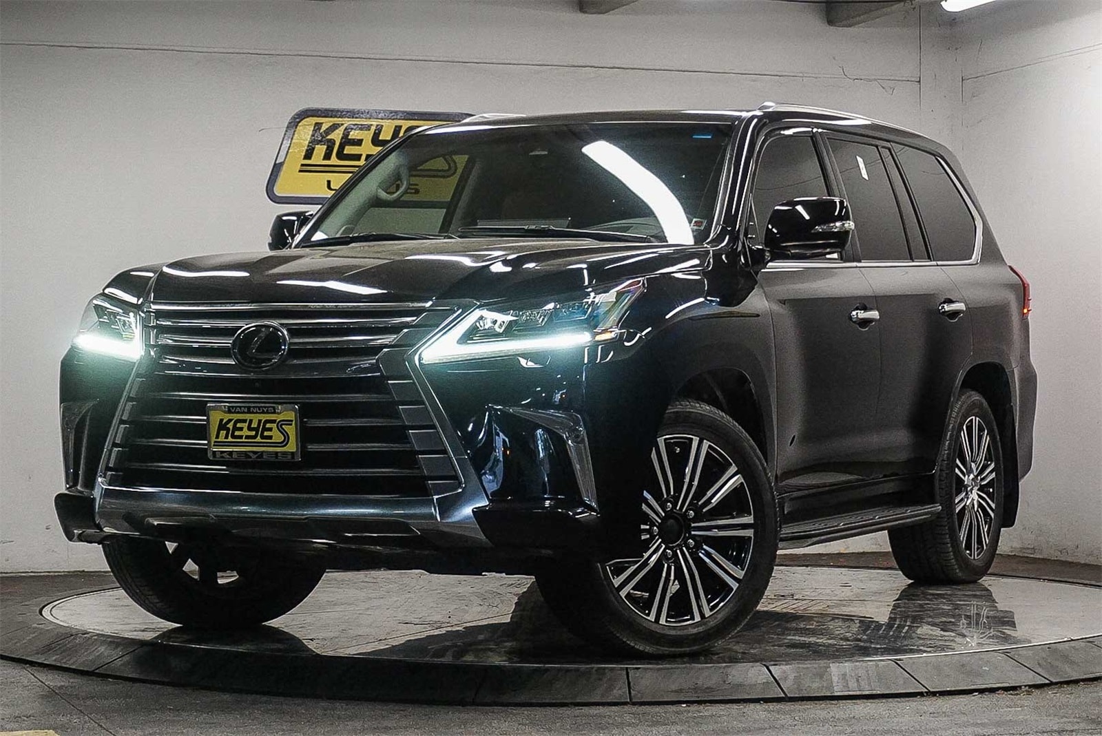 2021 Lexus LX 570 -
                  Van Nuys, CA