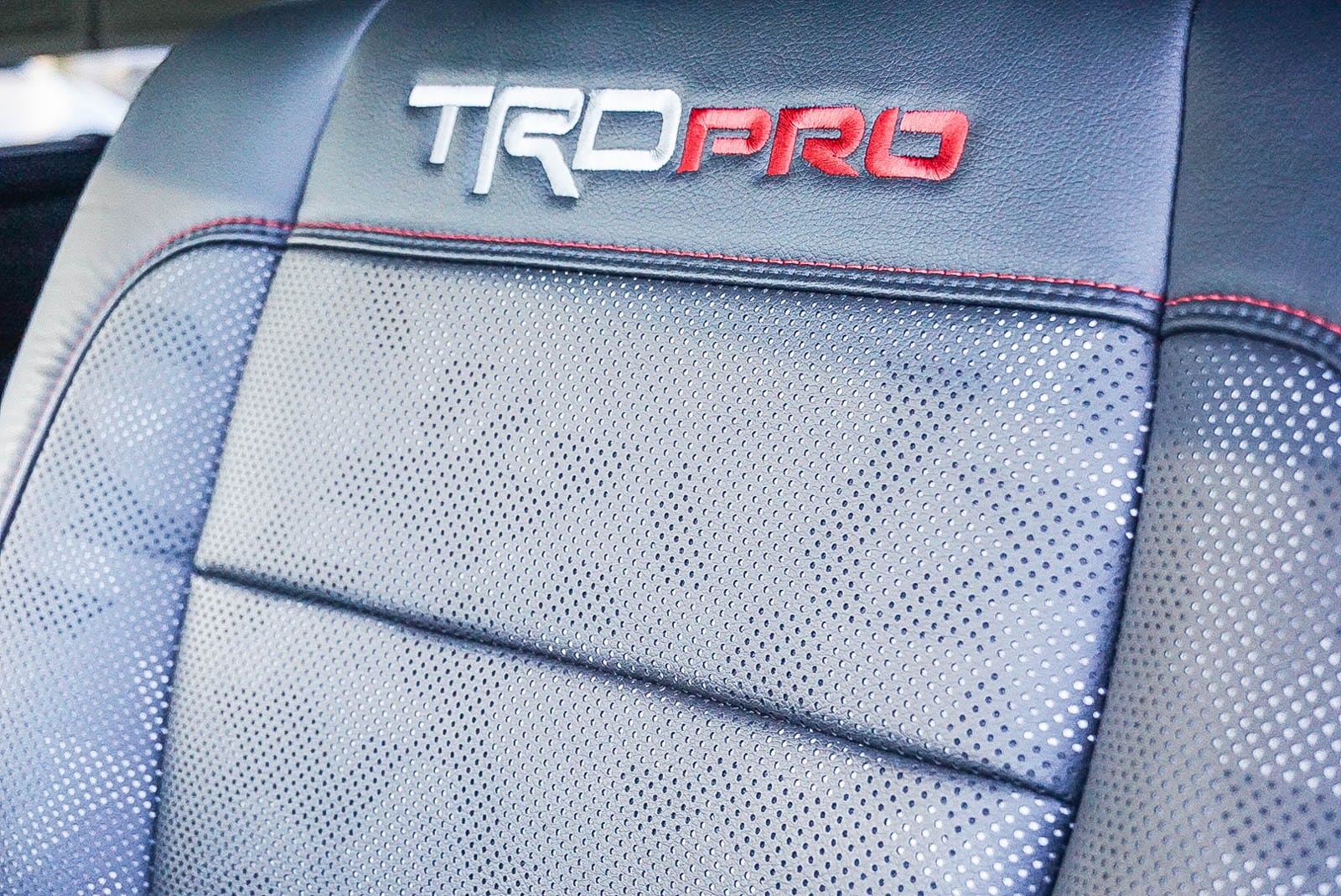 Thumbnail: 2023 Toyota Sequoia - 27