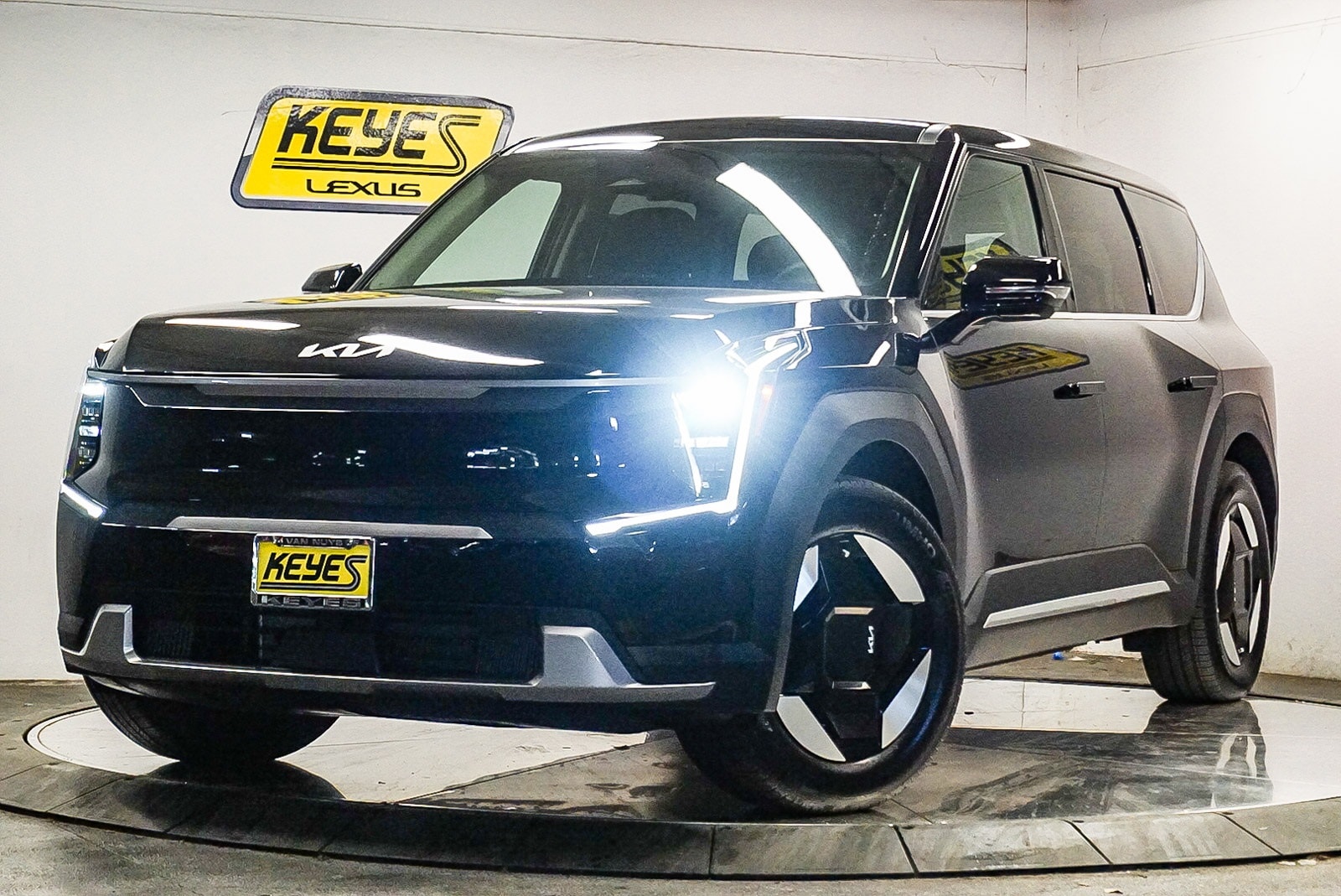 2026 Kia EV9 Light -
                  Van Nuys, CA