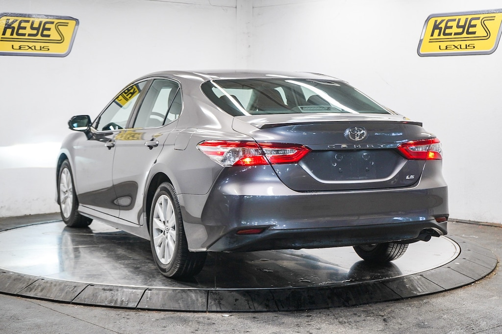 Used 2018 Toyota Camry LE Sedan