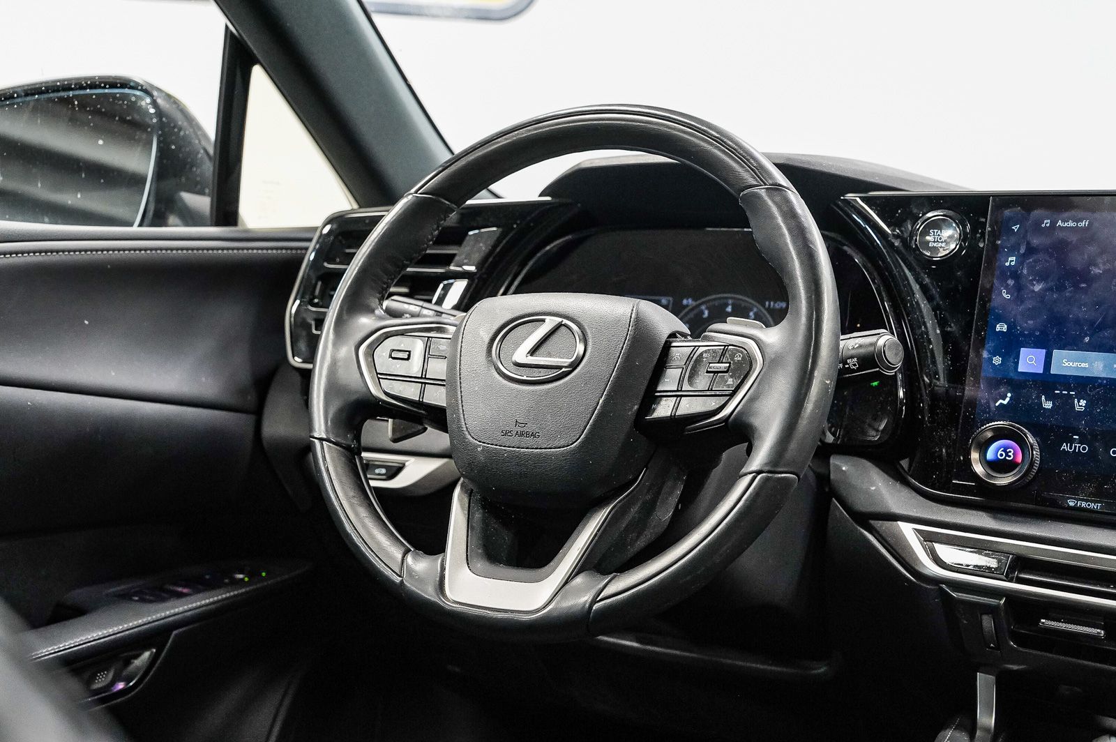 Thumbnail: 2023 Lexus RX - 15