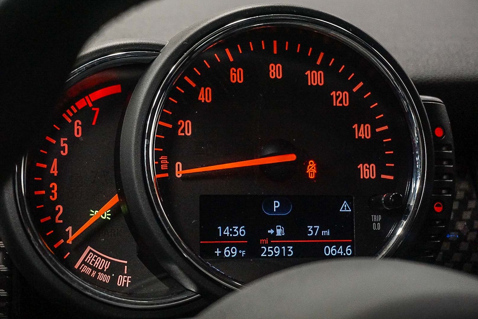 Thumbnail: 2016 MINI Cooper Hardtop - 24