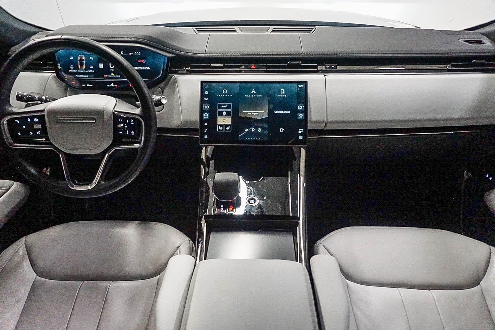 Thumbnail: 2025 Land Rover Range Rover Sport - 12