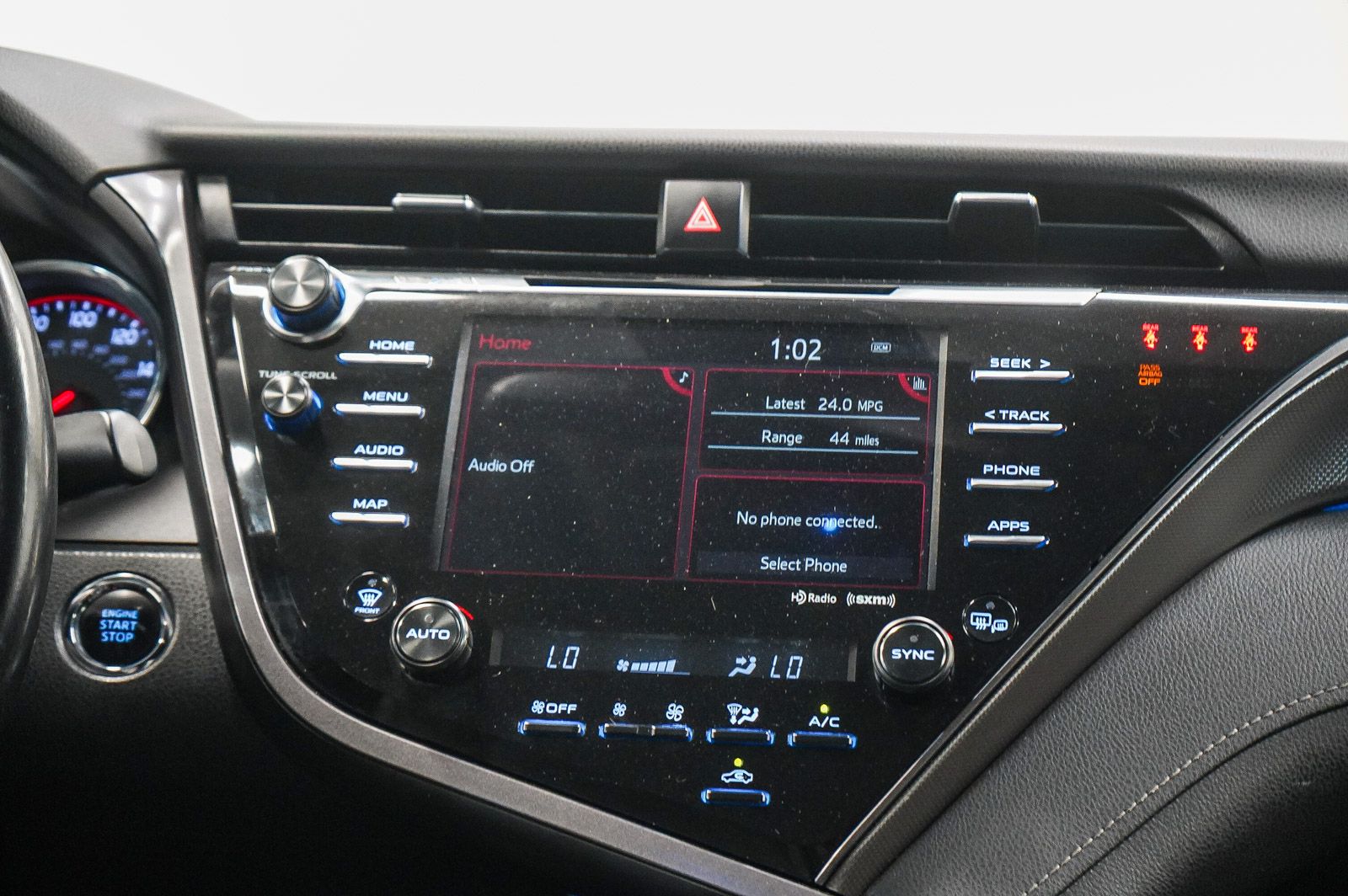 Thumbnail: 2019 Toyota Camry - 14