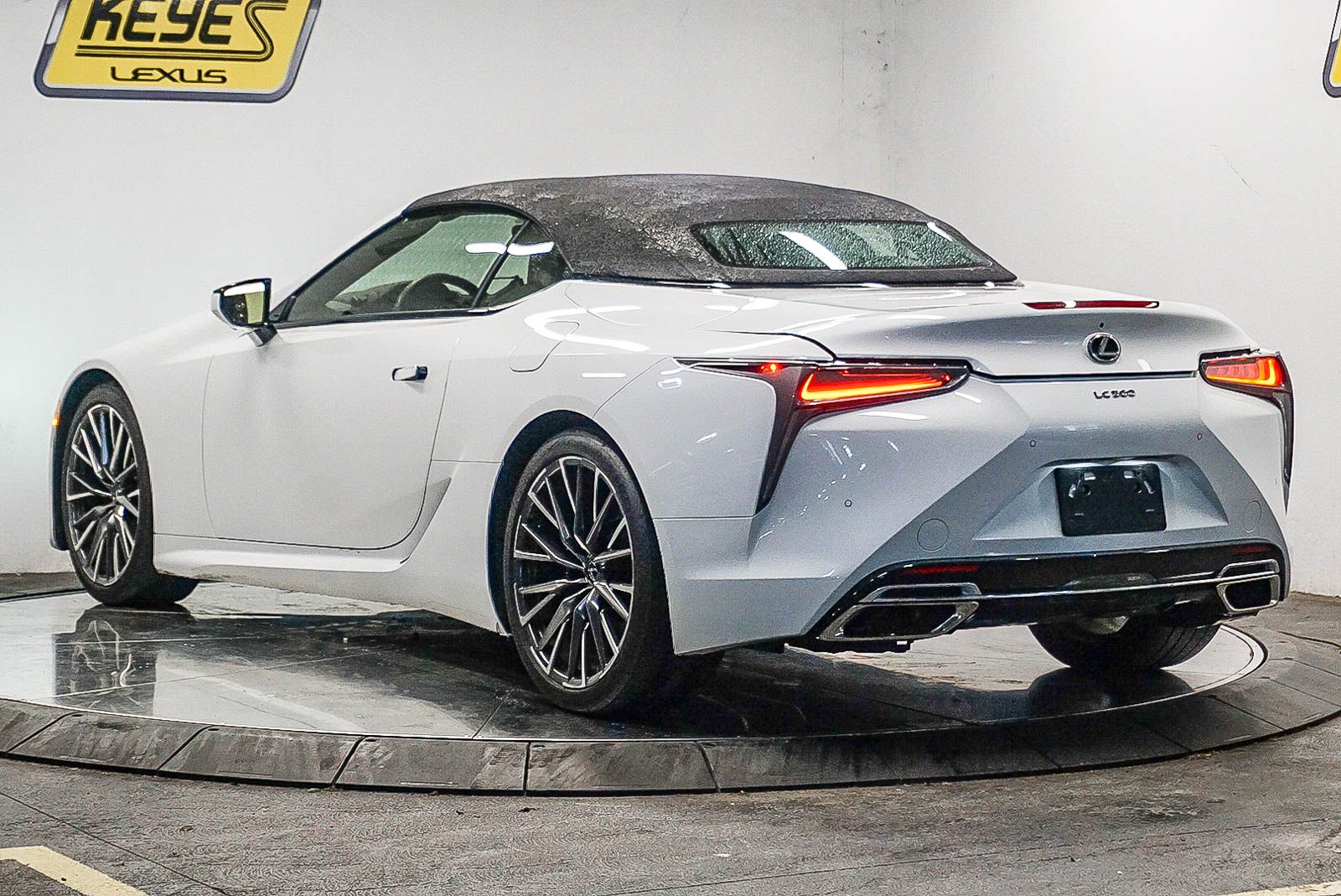 Thumbnail: 2024 Lexus LC - 2