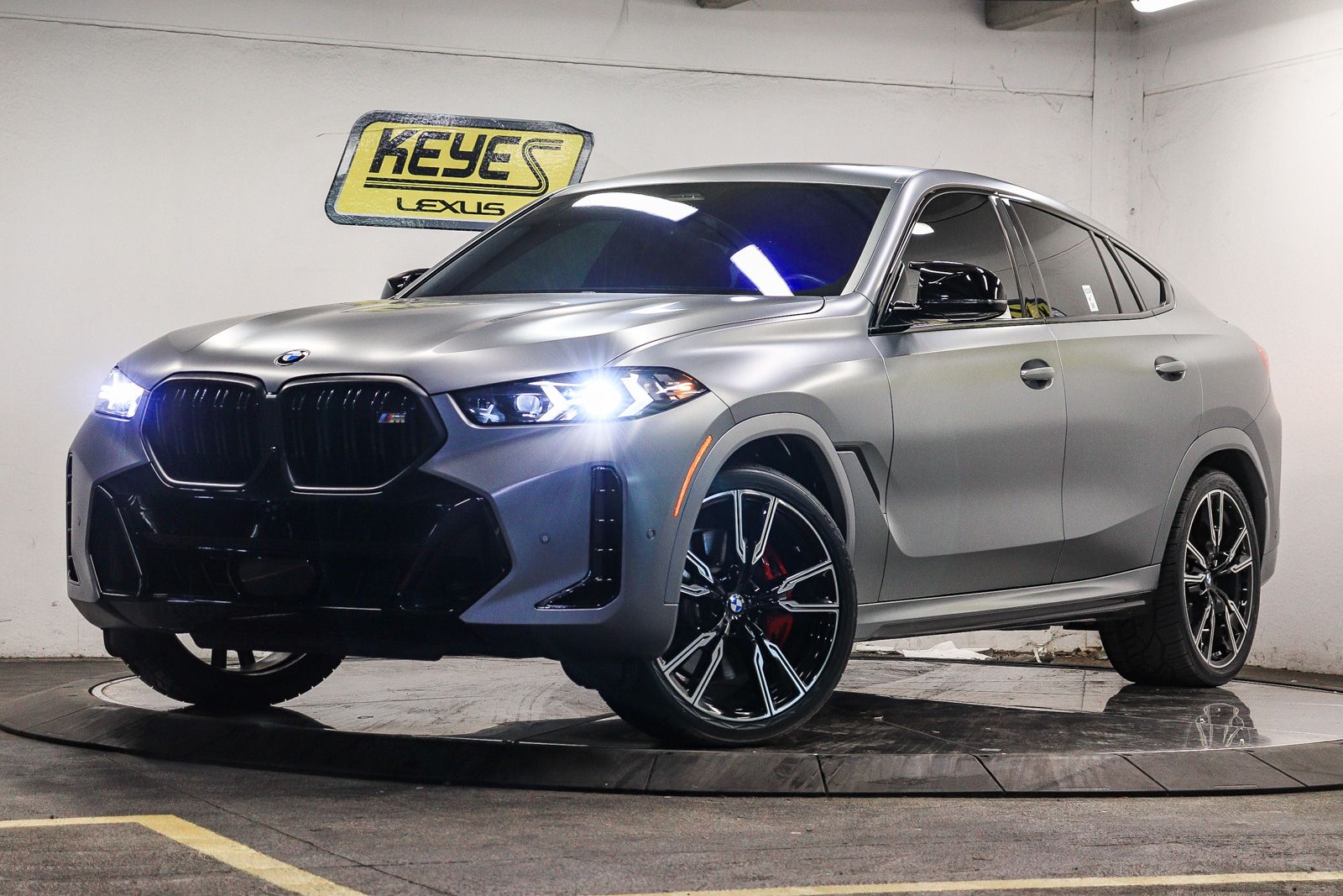 Thumbnail: 2026 BMW X6 - 1