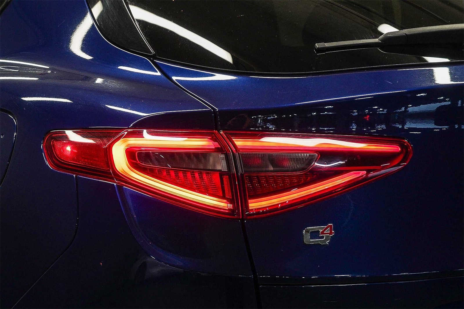 Thumbnail: 2018 Alfa Romeo Stelvio - 7