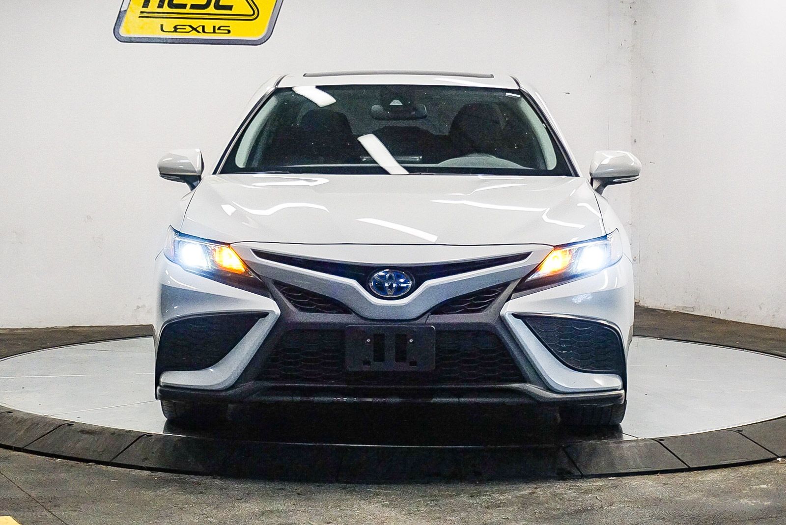 Thumbnail: 2024 Toyota Camry - 6