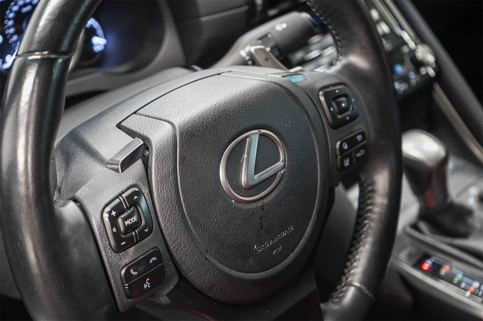 Thumbnail: 2023 Lexus IS - 21