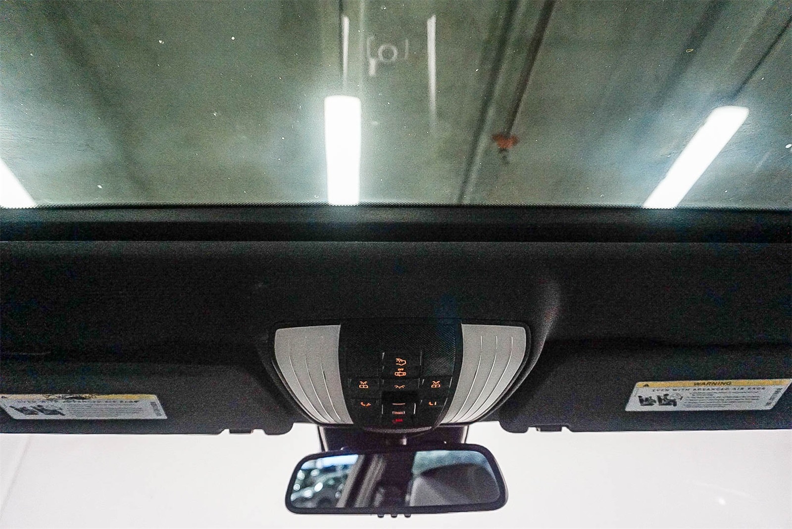 Thumbnail: 2016 Mercedes-Benz E-Class - 12