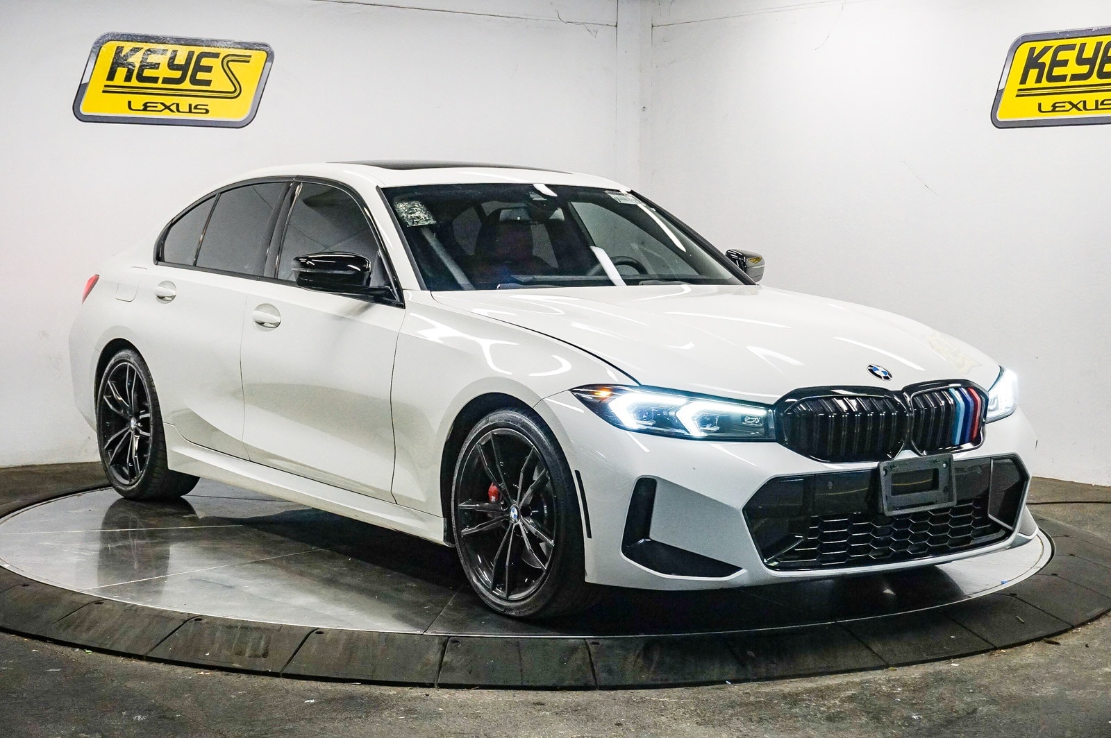 Thumbnail: 2023 BMW 3 Series - 5
